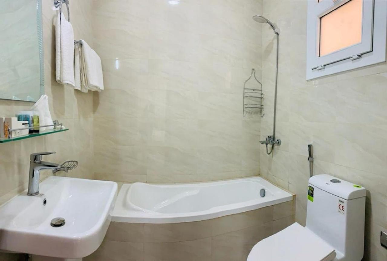 Chelsea Gardens Apartment Doha Bagian luar foto
