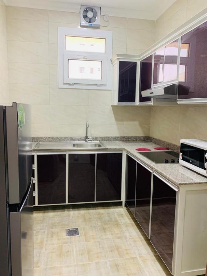 Chelsea Gardens Apartment Doha Bagian luar foto