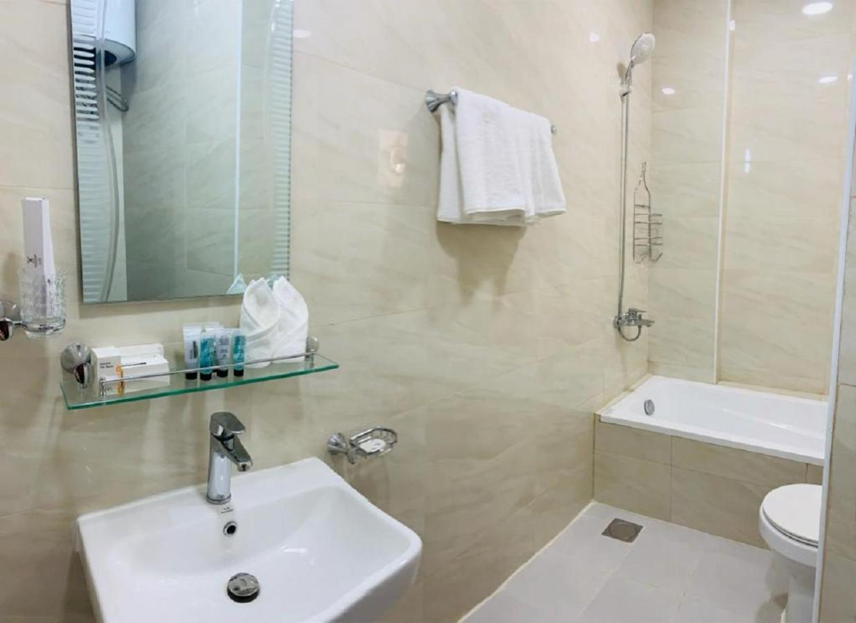 Chelsea Gardens Apartment Doha Bagian luar foto