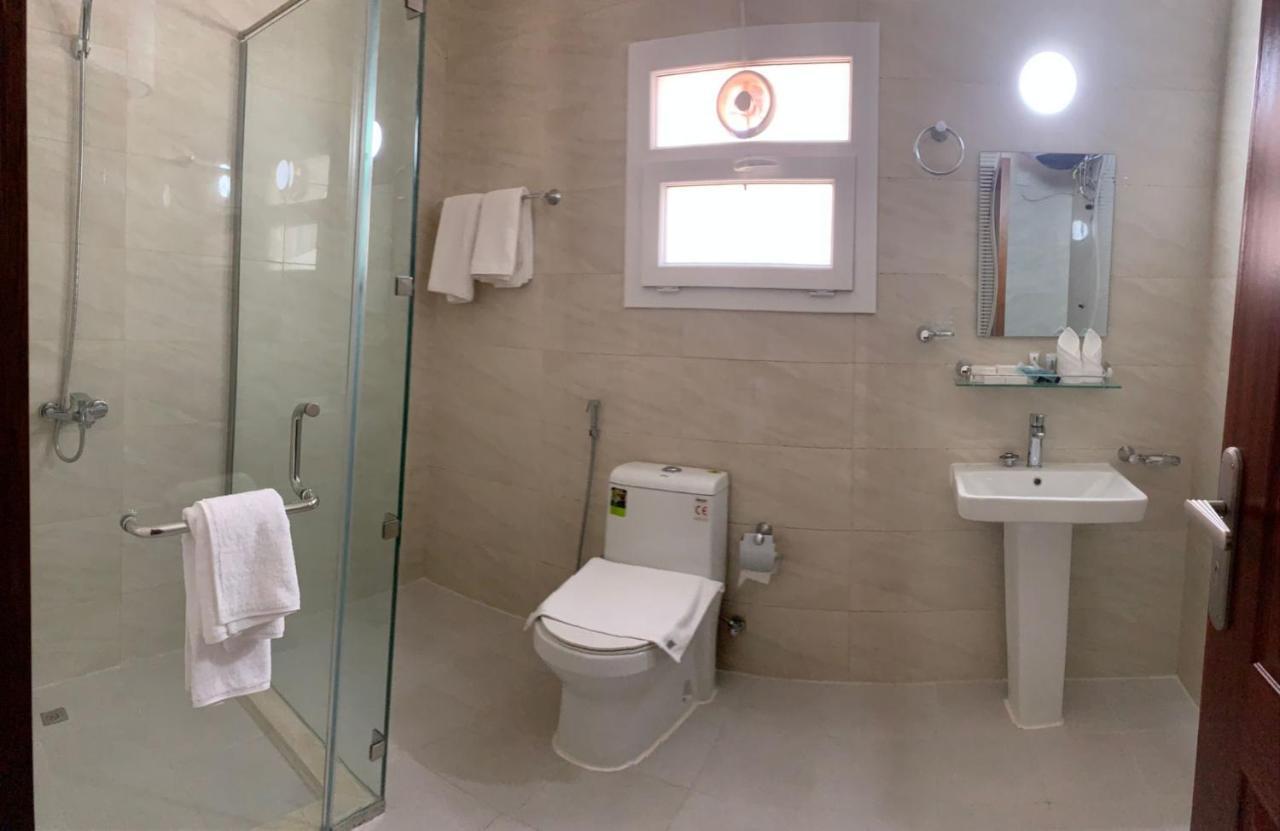 Chelsea Gardens Apartment Doha Bagian luar foto