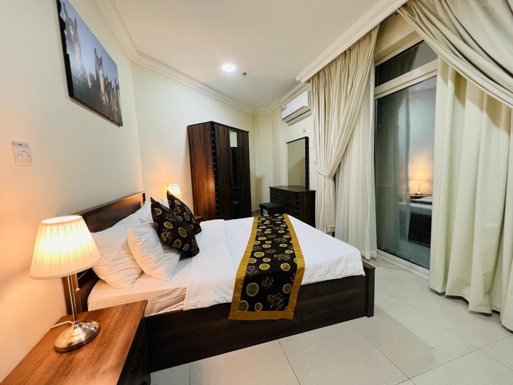 Chelsea Gardens Apartment Doha Bagian luar foto
