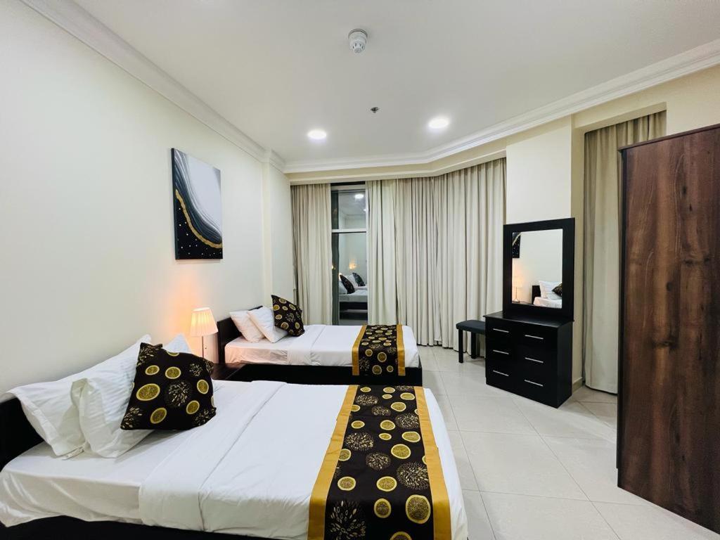 Chelsea Gardens Apartment Doha Bagian luar foto