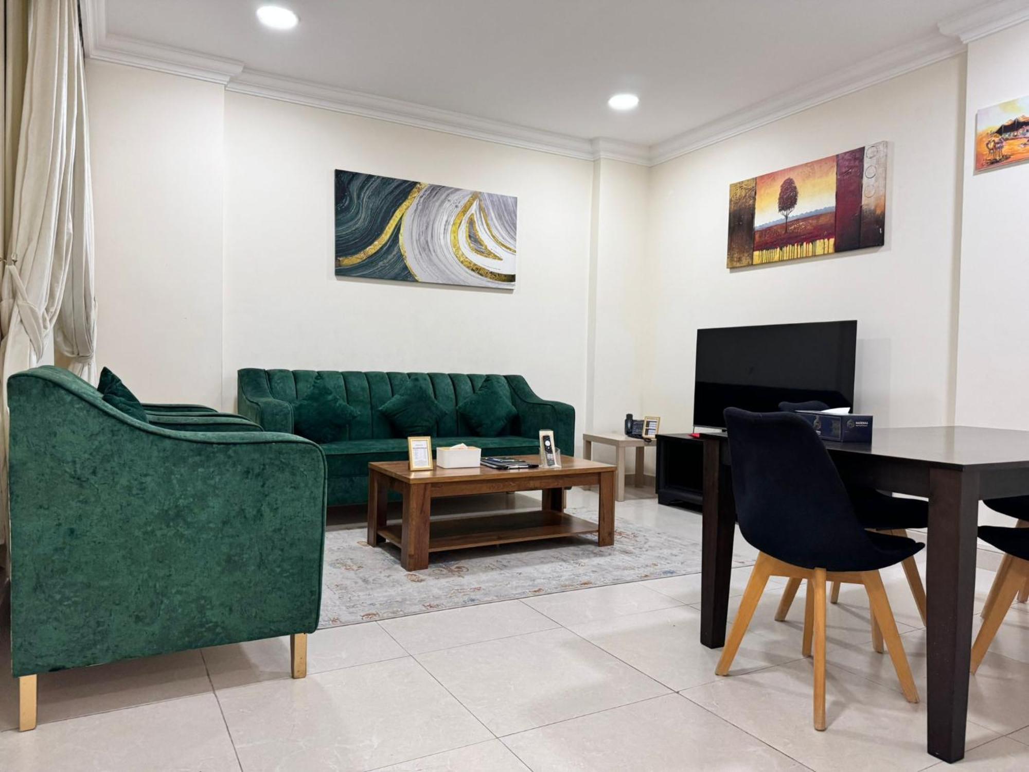 Chelsea Gardens Apartment Doha Bagian luar foto
